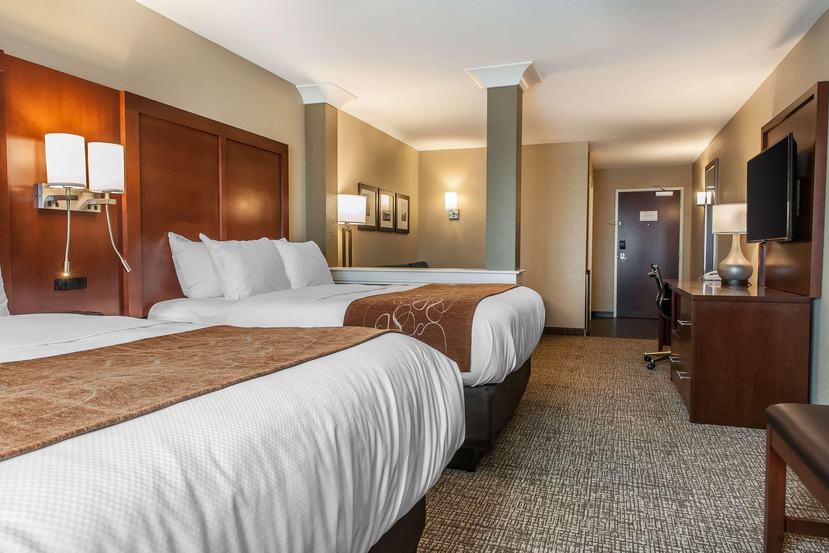 Comfort Suites Rensselaer Extérieur photo