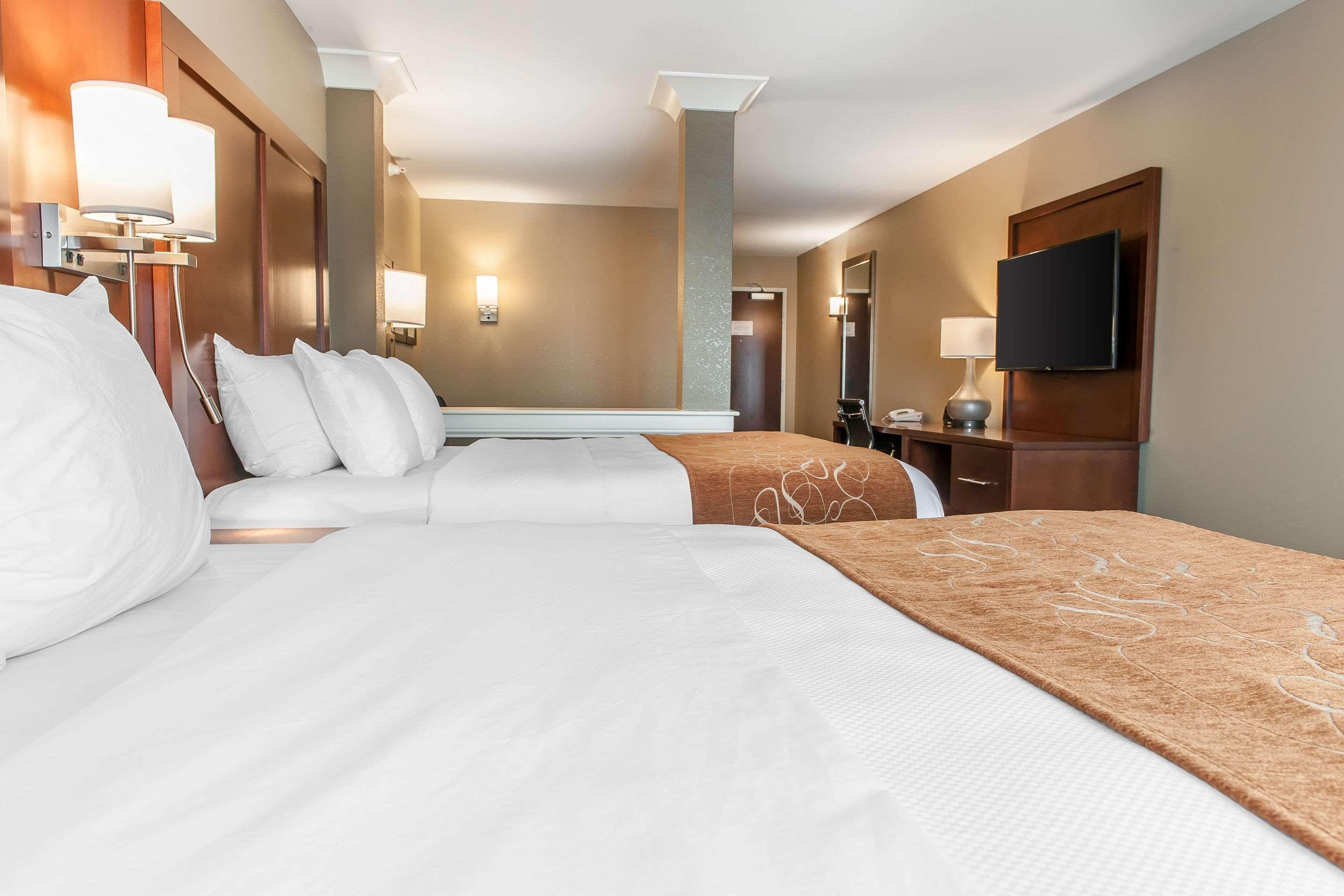 Comfort Suites Rensselaer Extérieur photo