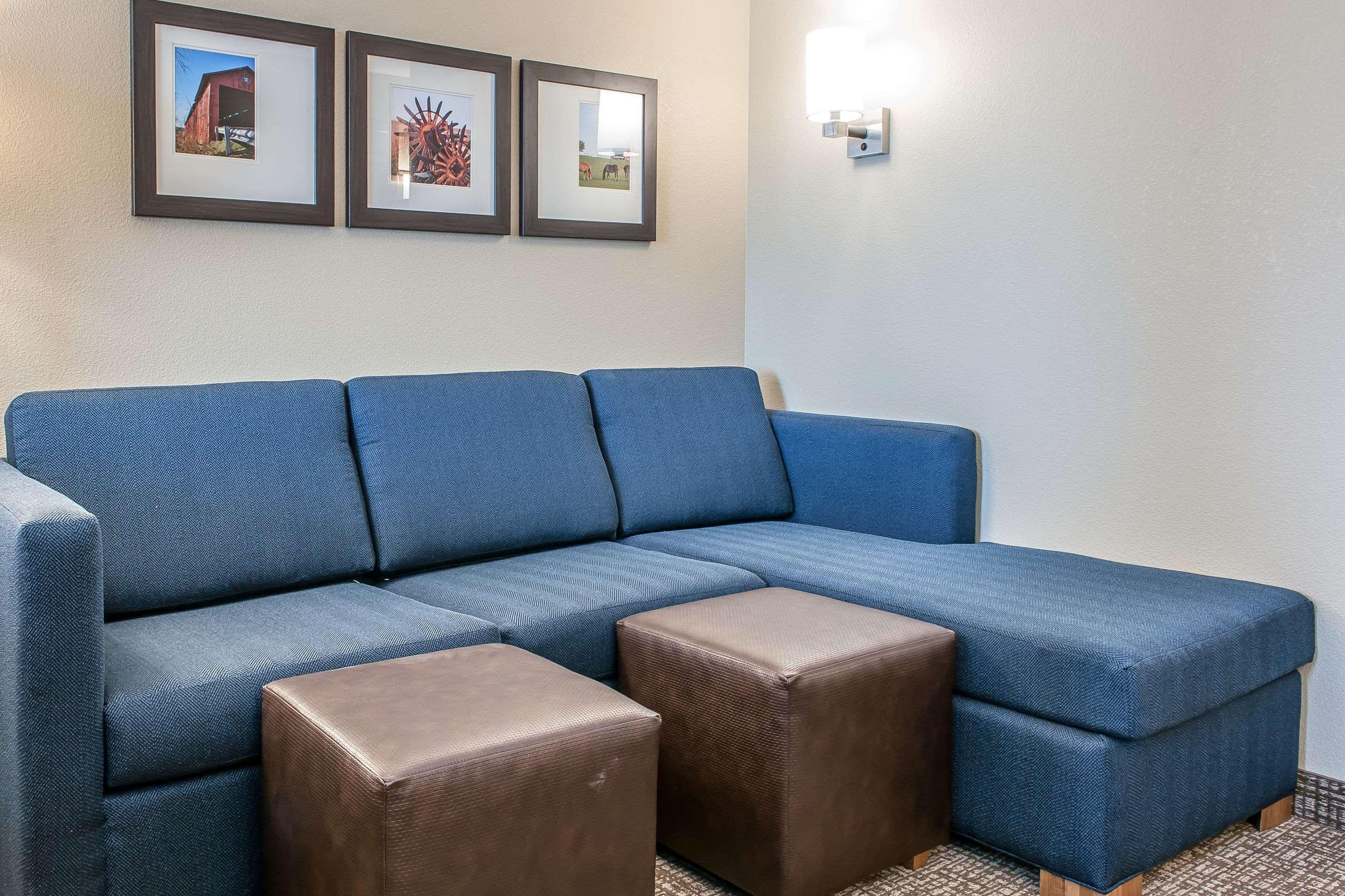Comfort Suites Rensselaer Extérieur photo
