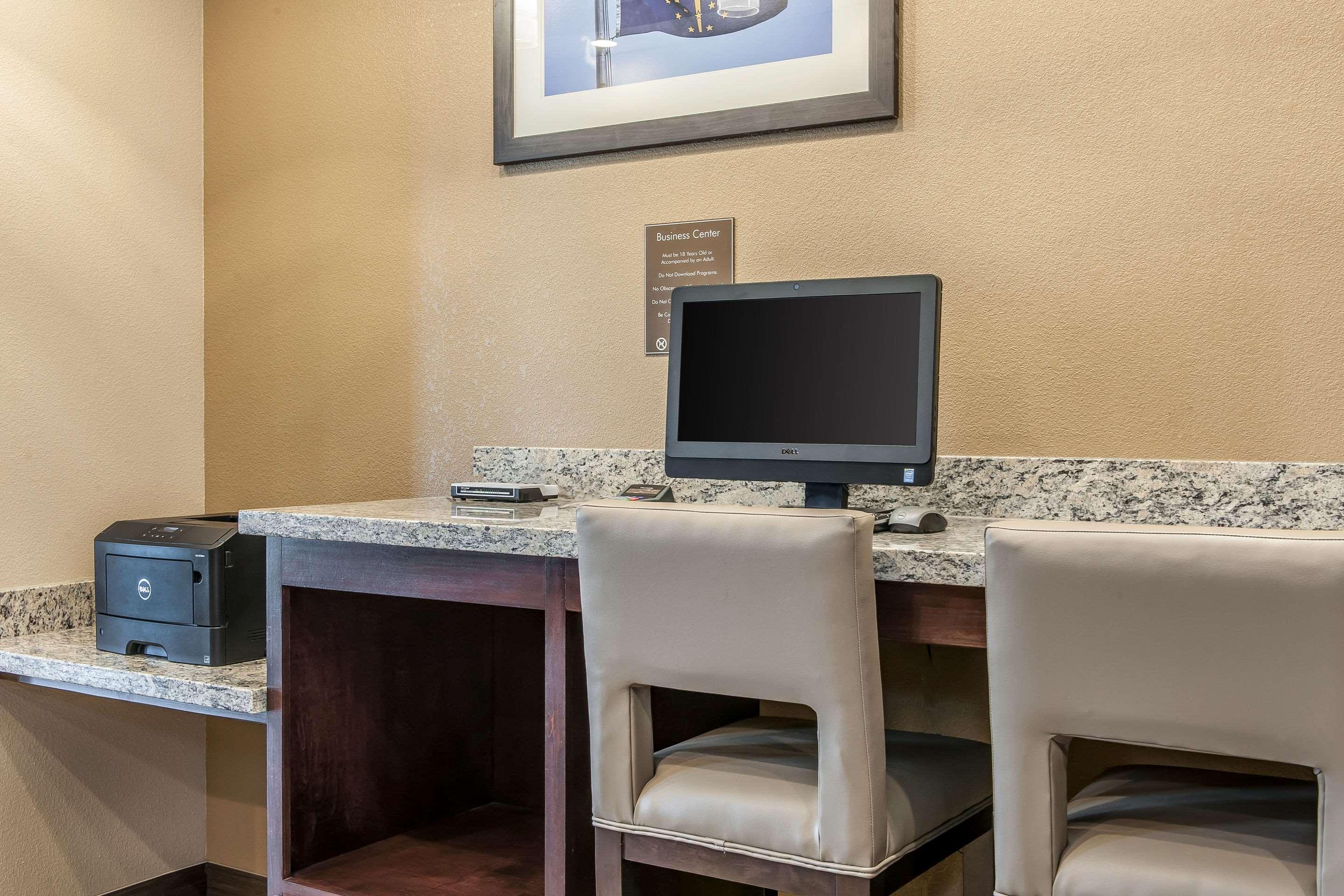 Comfort Suites Rensselaer Extérieur photo