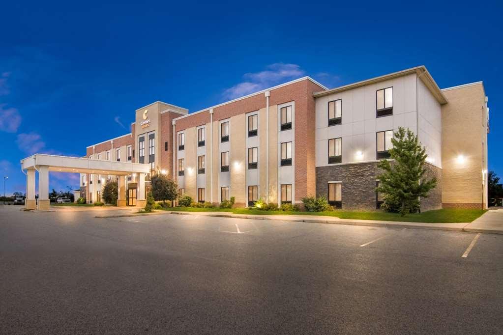 Comfort Suites Rensselaer Extérieur photo