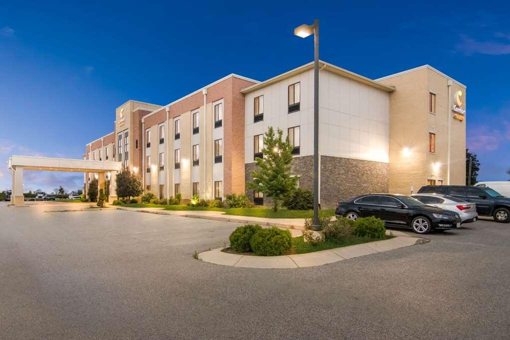 Comfort Suites Rensselaer Extérieur photo
