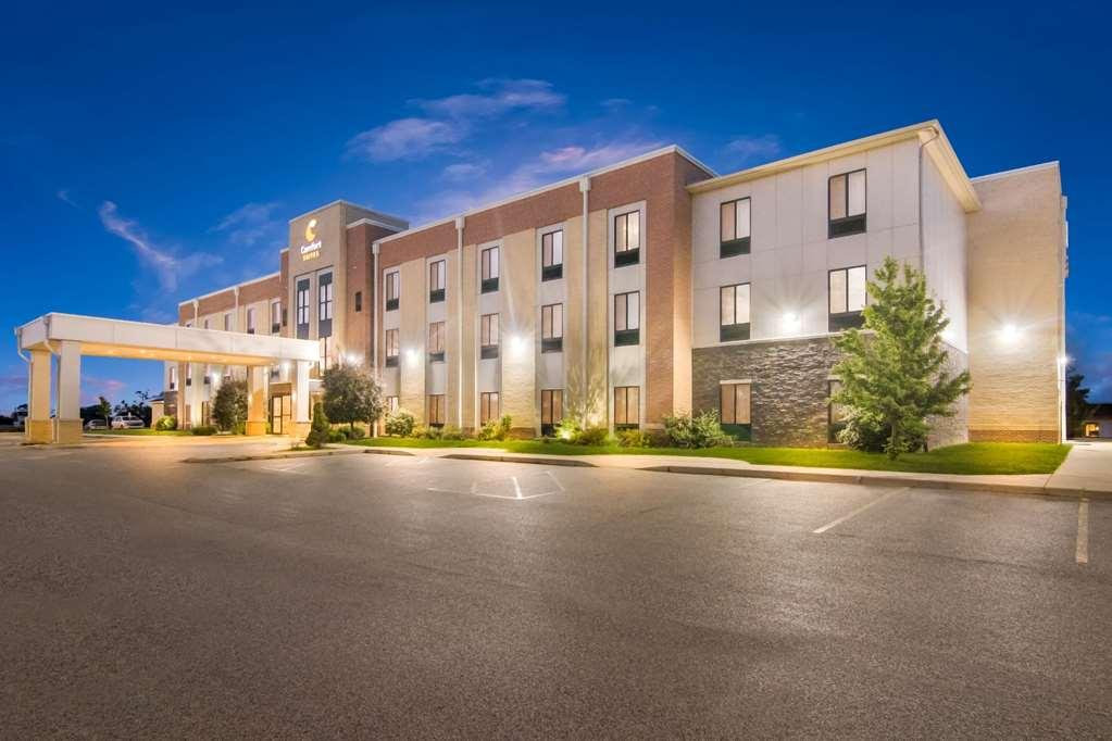 Comfort Suites Rensselaer Extérieur photo